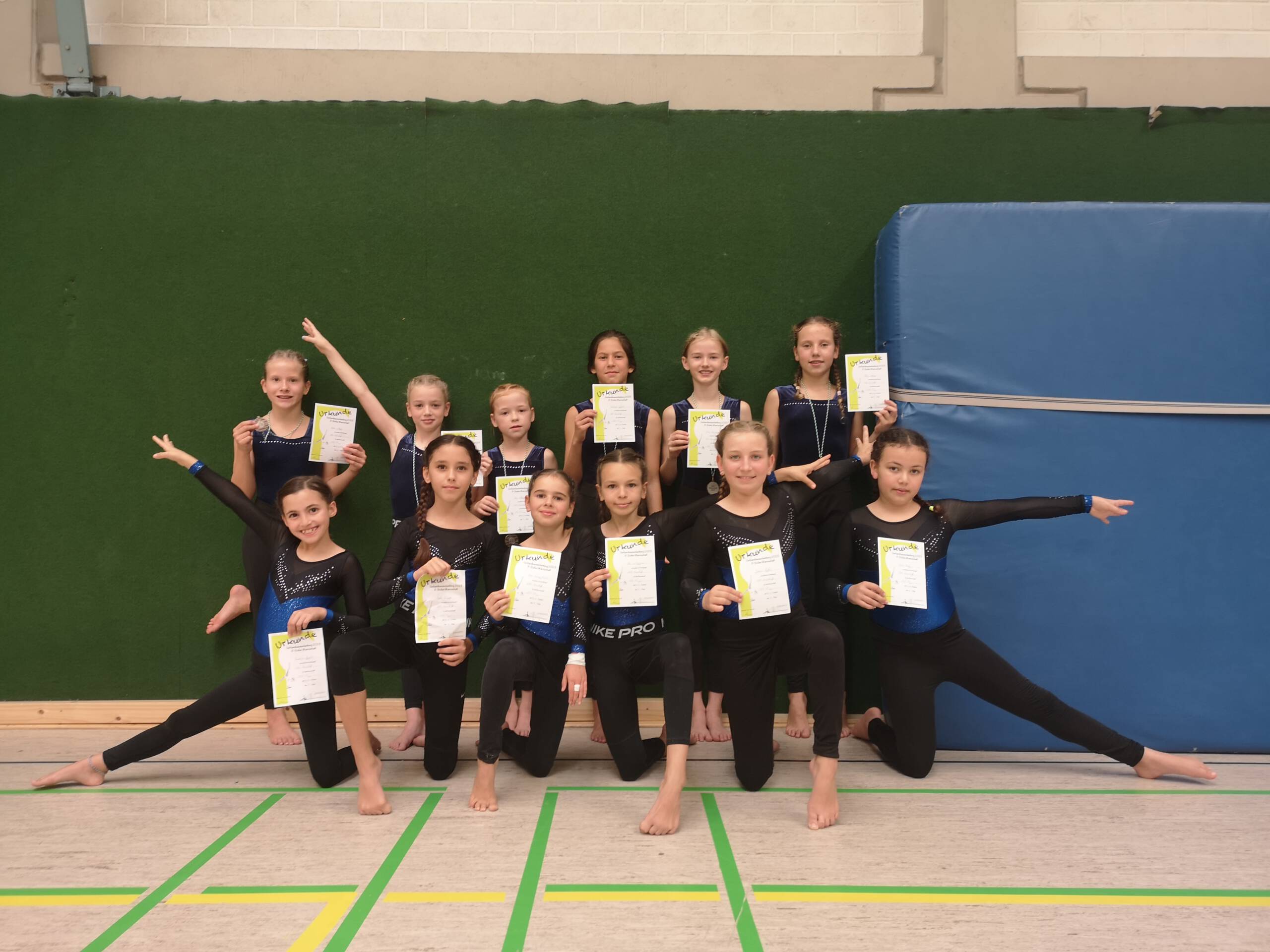 Turnen: Wettkampf Gruppenfoto Verbandsausscheidung 2023