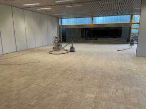 Erneuerung Boden der Fitnesshalle